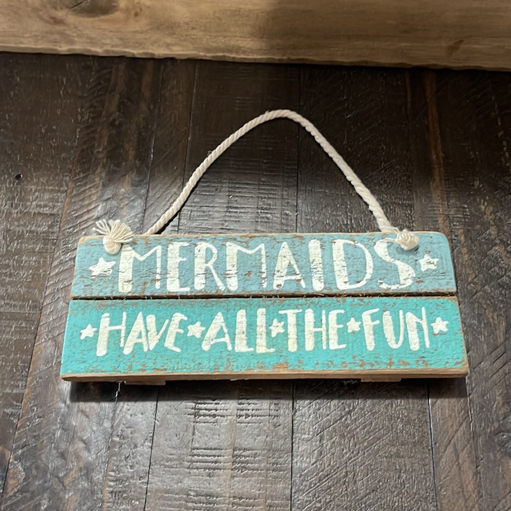 Mermaid Sign - Picture 2 of 4